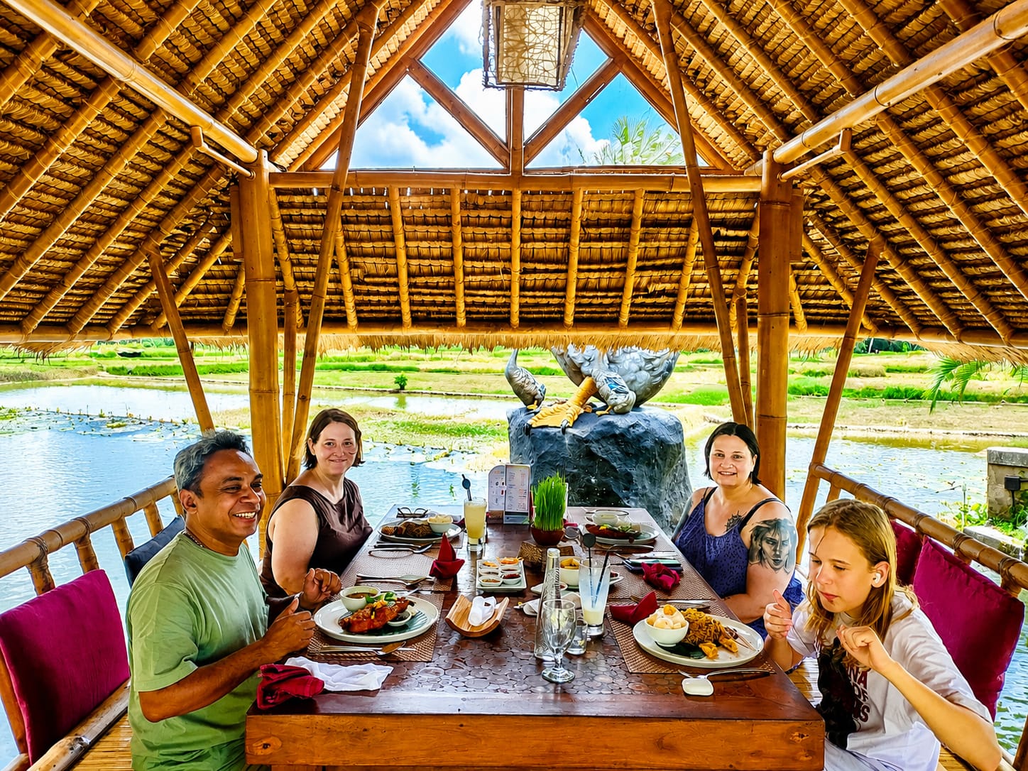Guests enjoying lunch during a Bali tour